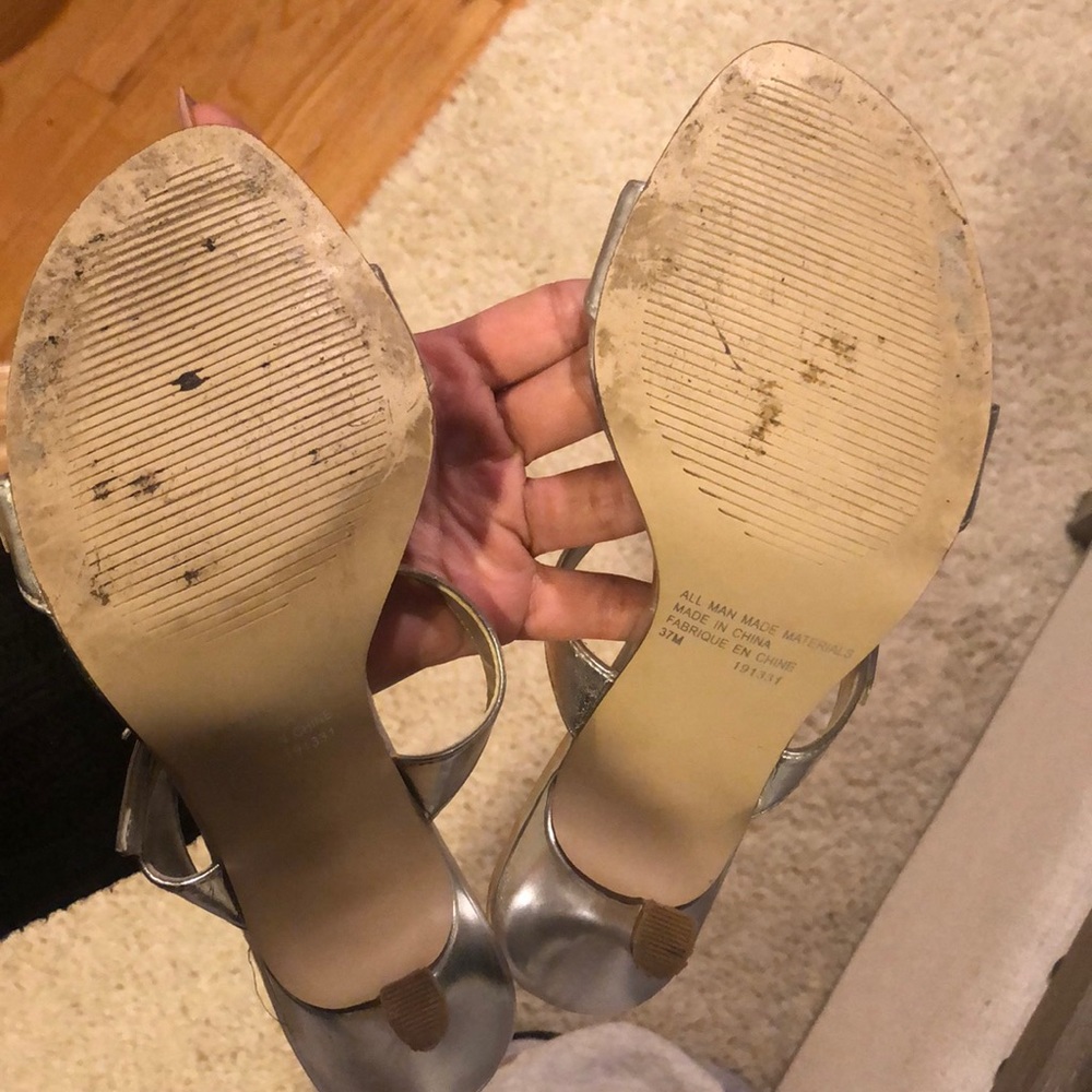 Spring Silver Sandals - Picture 6 of 6